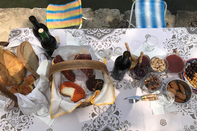 Pinhão Hiking Tour - Lunch by the river: homemade food, local products, and wine