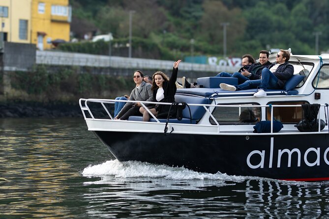 Port : Private Cruise in the Douro — 6 Bridges & Sunsets - Afurada to Ponte da Arrábida: the river shows off engineering and old boats