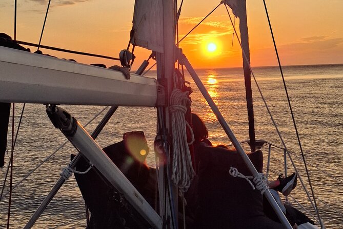 Port shared Thullium Sailboat, enjoy a magical sunset&open sail! - Gaia’s Wine Docks and Serra do Pilar: The Douro as a Work Route