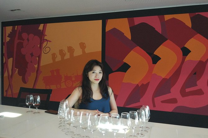 Port Wine Lodges Tour Including 7 Port Wine Tastings (English) - Porto to Gaia on foot: starting by D. Luís Bridge