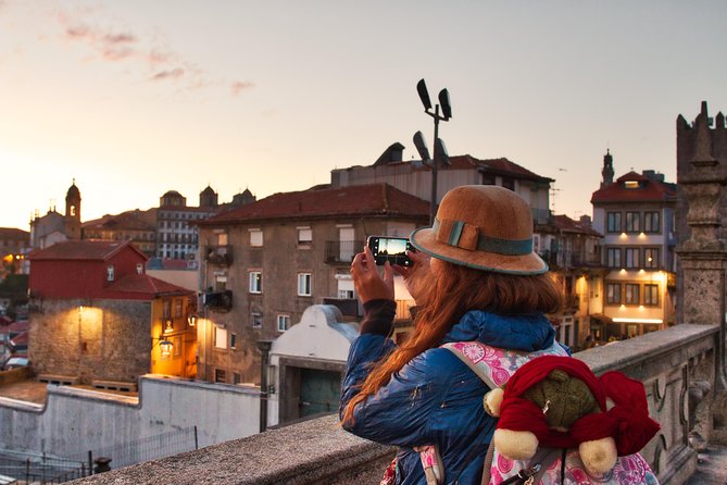 Porto 1/2 Day Walking Photo Tour & Portraits - Cais da Ribeira: the Porto postcard zone where you still need strategy