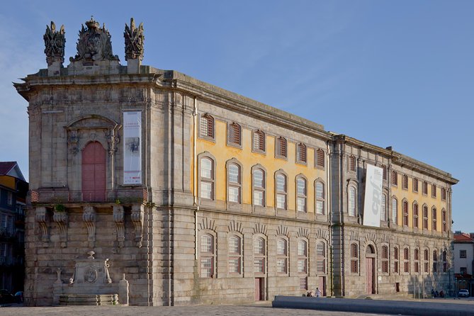 Porto: 2-Hour City Highlights Segway Tour - Guided Experience - Centro Português de Fotografia and Praca dos Leões: good breaks in the route