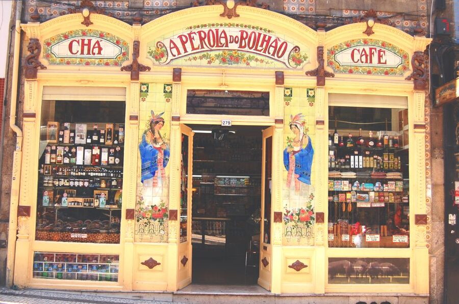 Porto: 3-Hour Food Tour - Lunch in a Local Bar: Porto’s Typical Dish Plus Drinks