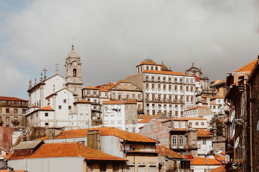 Porto: 3-Hour Guided Walking Tour - Ribeira and the 18th-century iron bridge: the river view chapter