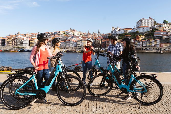 Porto: 3-Hour Old Town & Riverside Bike Tour - Guided Experience - Key highlights worth planning around
