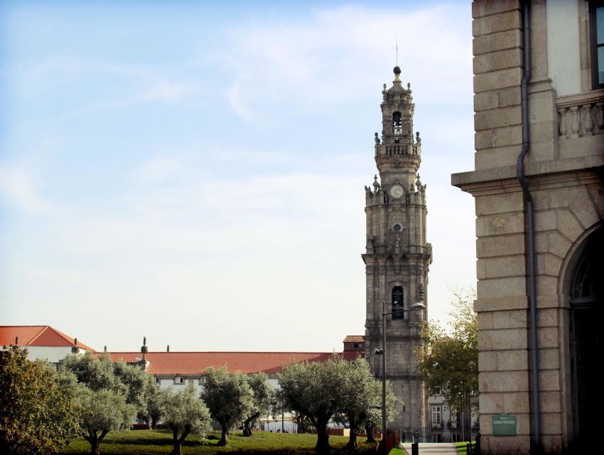 Porto: 3-Hour Walking City Tour & Lello Bookstore Visit - Quick hits before you go