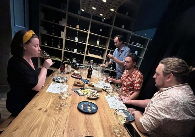 Porto: 3 or 5 Port Wine Tasting with Pairings - Pairings That Make the Wines Easier to Understand