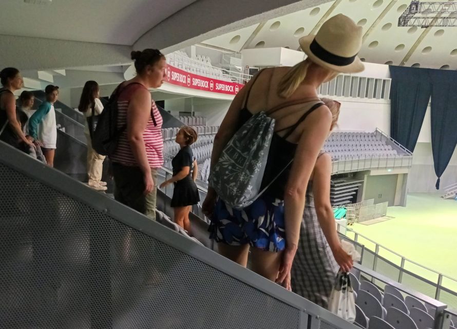 Porto 360 45 ' guided tour to Super Bock Arena - Photo stop timing: how to get the shots without rushing your brain