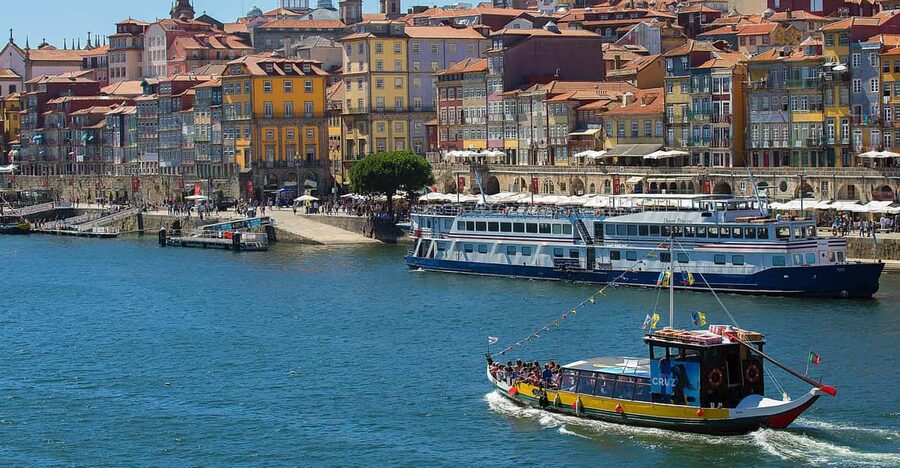Porto: 6 Bridges Boat Cruise with Port Wine Cellar & Tasting - Rabelo Ride: Why the Douro Bridges Feel Different from the Water