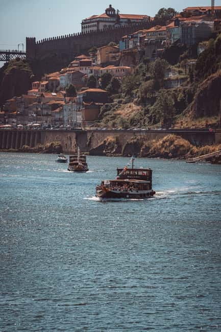 Porto: 6 Bridges Cruise on a Traditional Rabelo Boat - Ponte Maria Pia and Ponte de São João: Seeing engineering from the water