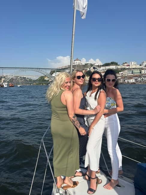 Porto: 6 Bridges Cruise, Welcome Drink & Sunset Option - Sunset option: from the historic riverfront to the Sea
