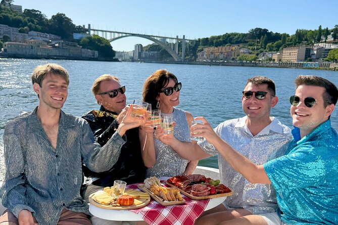 Porto: 6 Bridges Private Douro River Yacht w/ Food & Wine - Getting On Board at Opo Boat Tours: Where the Cruise Starts
