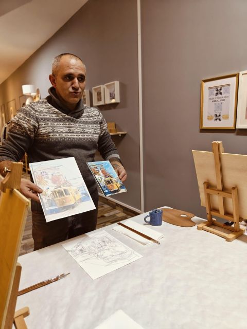 Porto: Acrylic and Oil Painting Class with a Local Artist - Preparing Surfaces So Your Paint Behaves