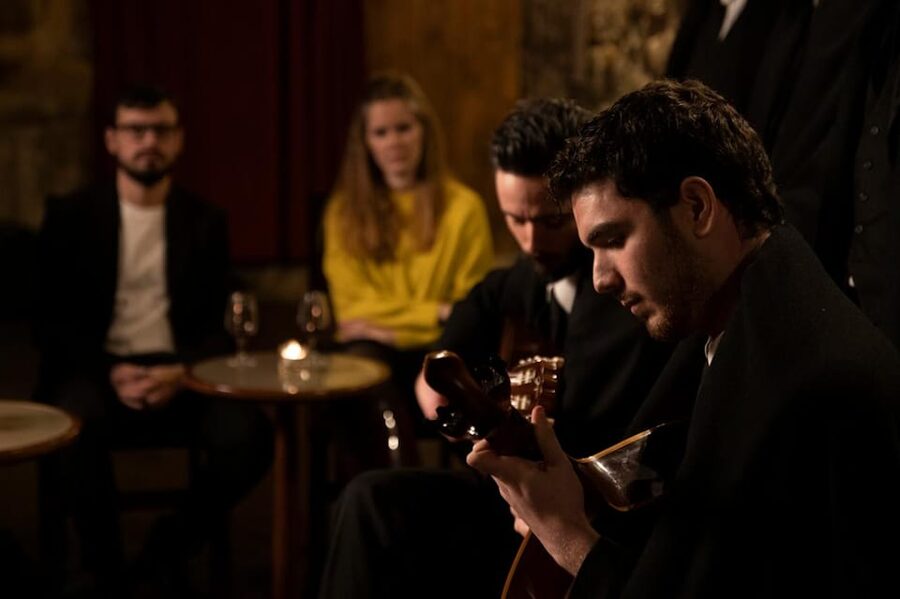 Porto: An Intimate Fado Show in a Historical Tavern - Is This Worth $18? The Value Math That Actually Matters