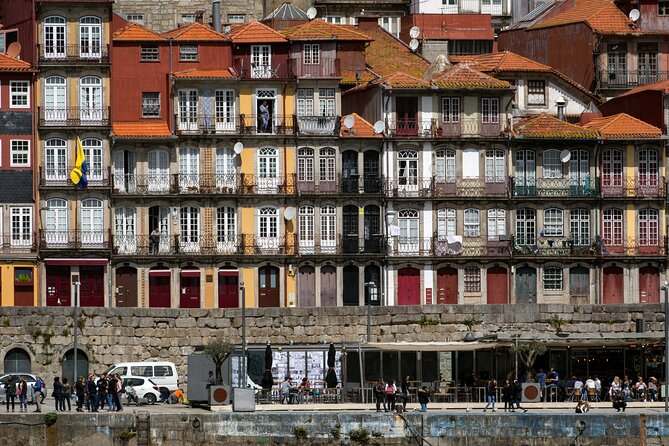 Porto and Gaia: Walking Tour of Douro's Two Riversides - The Alminhas of the Bridge and Dom Luís Bridge crossing