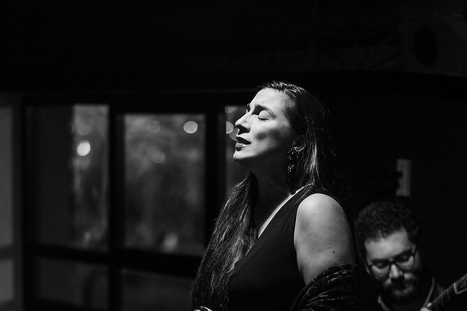 Porto: Authentic Fado Music by the River - Port wine welcome: what’s included and how to plan around 18+
