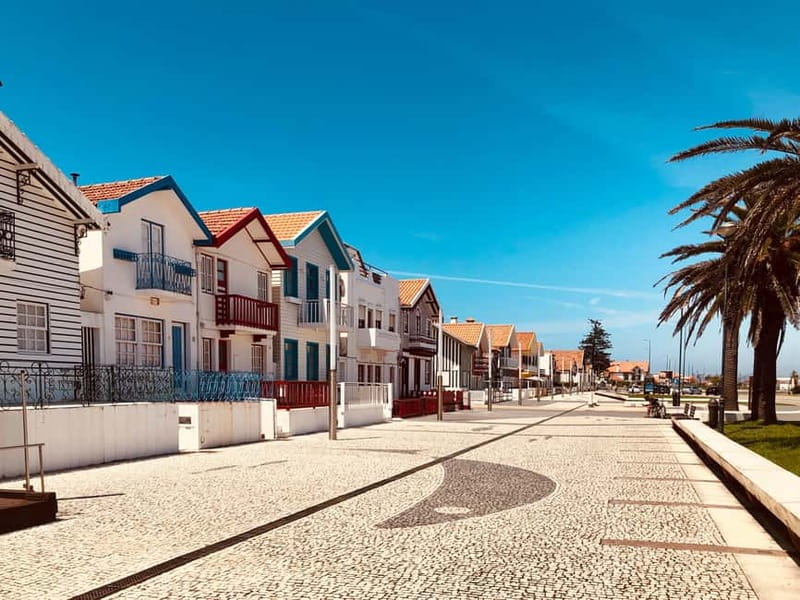 Porto: Aveiro, Cruise, Costa Nova & Capela da Pedra Full Day - Free time in Aveiro: where to eat and how to use it well
