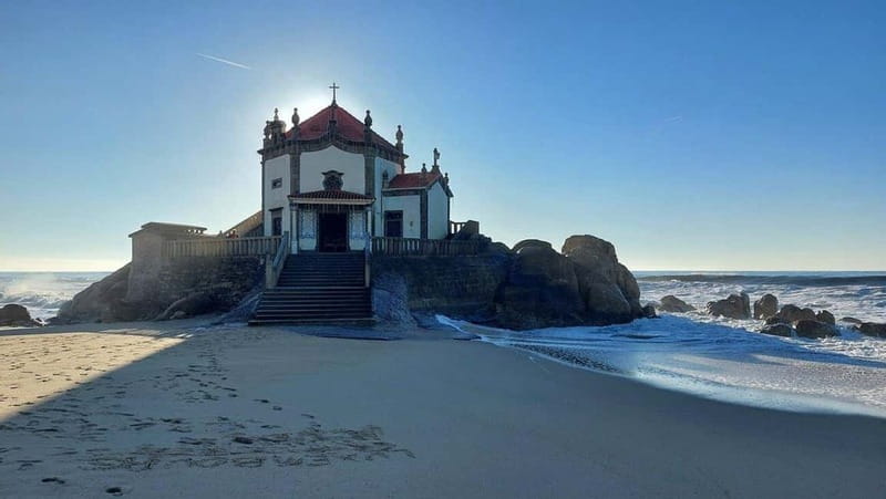 Porto: Aveiro, Cruise, Costa Nova & Capela da Pedra Full Day - Costa Nova: striped houses, dunes, and Atlantic air