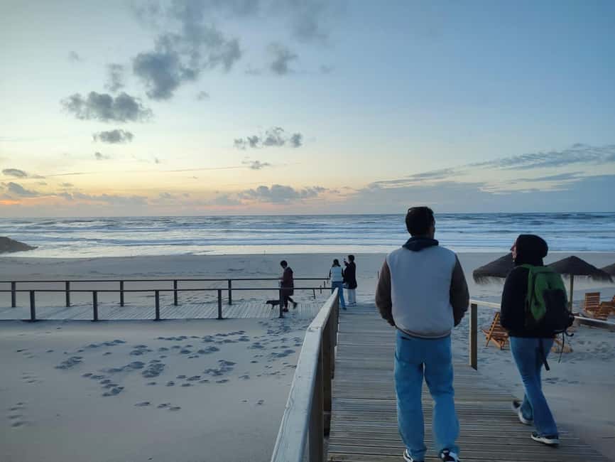 Porto: Aveiro Small-Group Half Day Tour - Costa Nova beach time: striped houses meet the sea