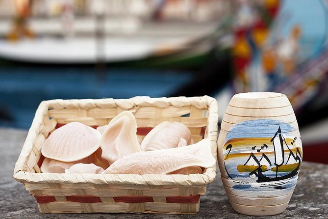 Porto: Aveiro Tour Including Moliceiro Cruise - Aveiro walking tour: salt town roots and Art Nouveau street views