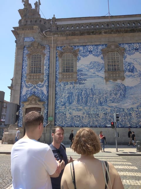 Porto: Azulejos Tiles Walking Tour - Porto azulejos make sense with a guide next to you