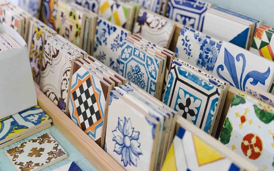 Porto: Azulejos Tiles Walking Tour - Route overview: Carmo Church to the São Bento area