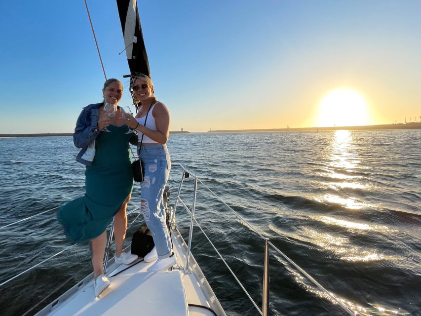 Porto: Best Charming Sailboat Cruise Sunset - Weather reality check: how to protect your sunset plan