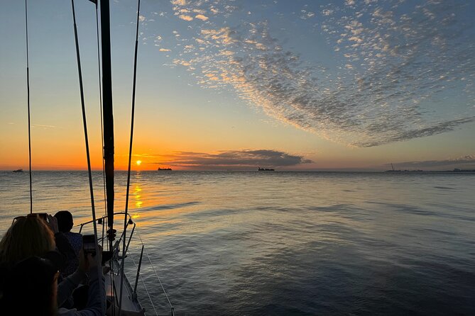 Porto : Best Exclusive Sunset in Charme Sailing - Key Things to Know Before You Go