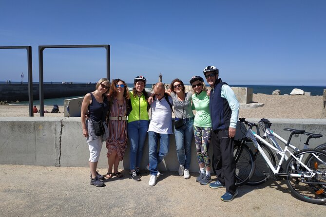 Porto Bike Tour Wine and Gastronomy - Praia do Molhe and the coast break you can feel