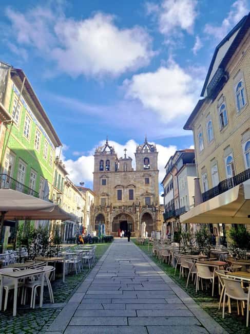 Porto:Braga & Guimarães Small-Group Full Day Tour with lunch - First Steps From Porto: Pickup, Van Time, and Group Size Reality