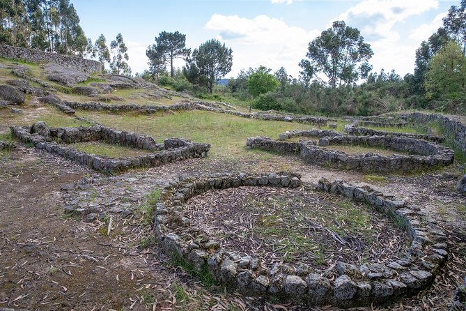 Porto Buggy Adventure: Guided Tour to Ruins and Typical Village - Getting There: Baltar Meeting Point and Optional Pickup