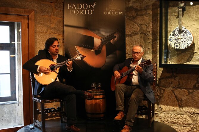 Porto: Cálem Cellar Tour, Live Fado Show and Wine Tasting - The live Fado show in the caves: the part that makes the tour feel special