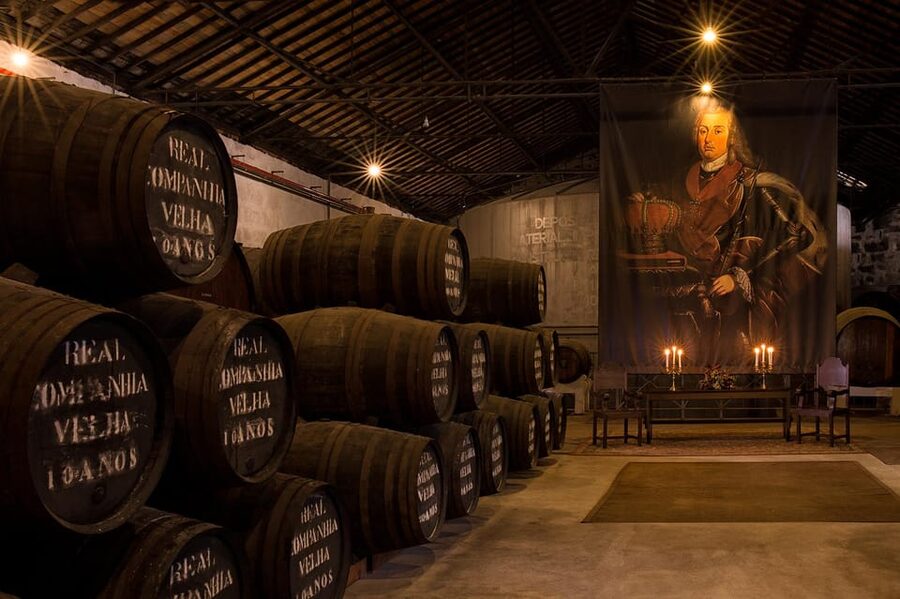 Porto: Carvalhas cellar tour at Real Companhia Velha - The tasting: White Port plus Carvalhas Tawny ages (10, 30, 40)