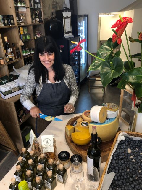 Porto: Cheese and Port Wine Tasting in a Unique Place - The Secret Spot Inside the Store (And Why It Matters)