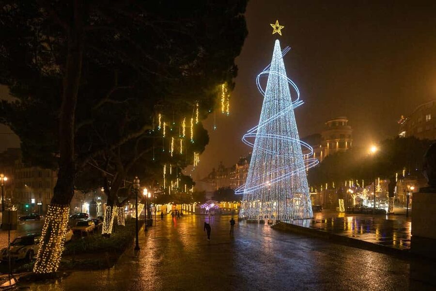Porto: Christmas Lights Flexible Walking Tour - Optional Clérigos Tower Views: Porto Under Christmas Lights