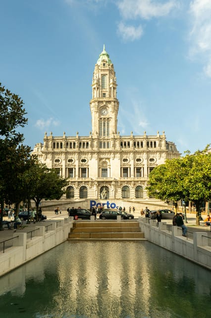 Porto: City Center Walking Tour - Praça da Liberdade and Avenida dos Aliados: city elegance on foot