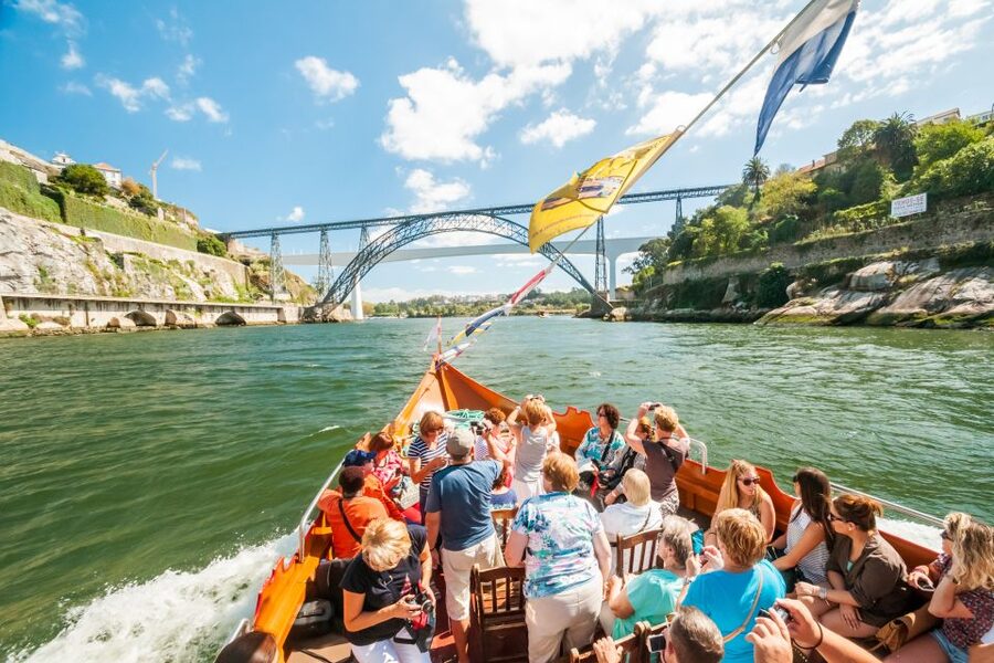 Porto: City Train Tour, River Cruise & Wine Cellar - Timing and Logistics That Keep the Day Smooth