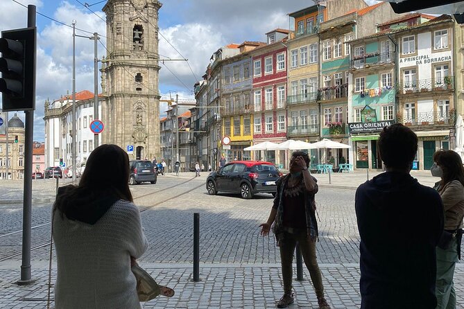 PORTO city Walking Tour - Livraria Lello from the outside: what to know before you see it