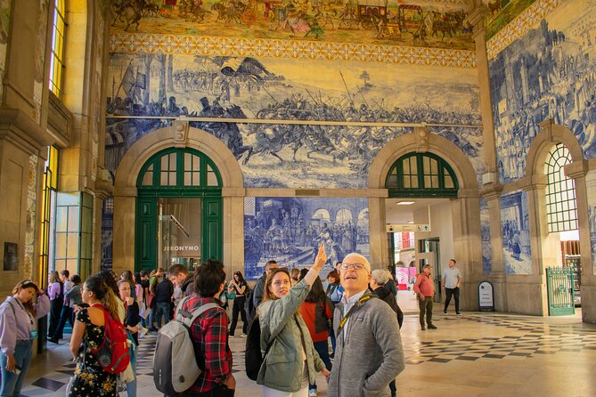 PORTO city Walking Tour - Miradouro da VitĂłria: the Porto-to-Gaia view you came for