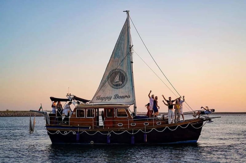 Porto: Classic Boat Cruise on the Douro River - Your two hours on the Douro: stop-by-stop, what each moment gives you