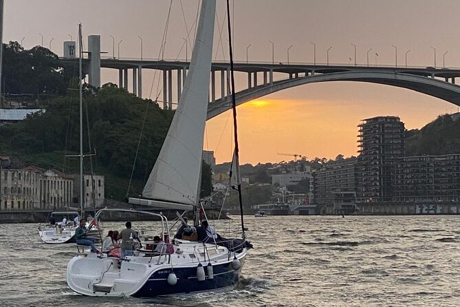 Porto cruise, Thulium just for you! Enjoy Sailboat with open sail - Crystal Palace Gardens and the old Port trade buildings