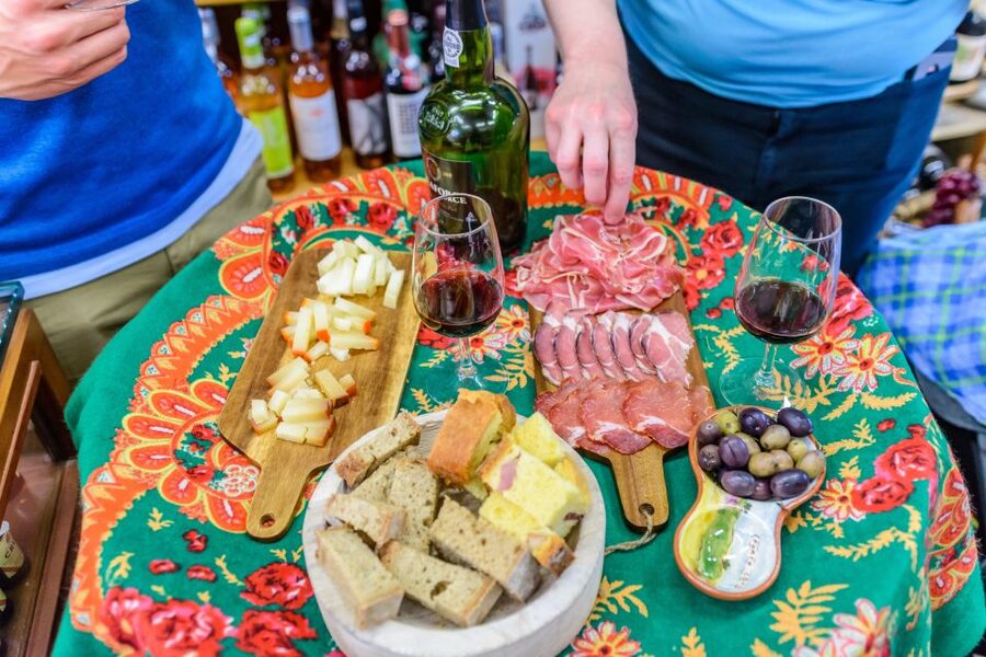 Porto: Delicious Food and Wine Walking Tour - FAQ
