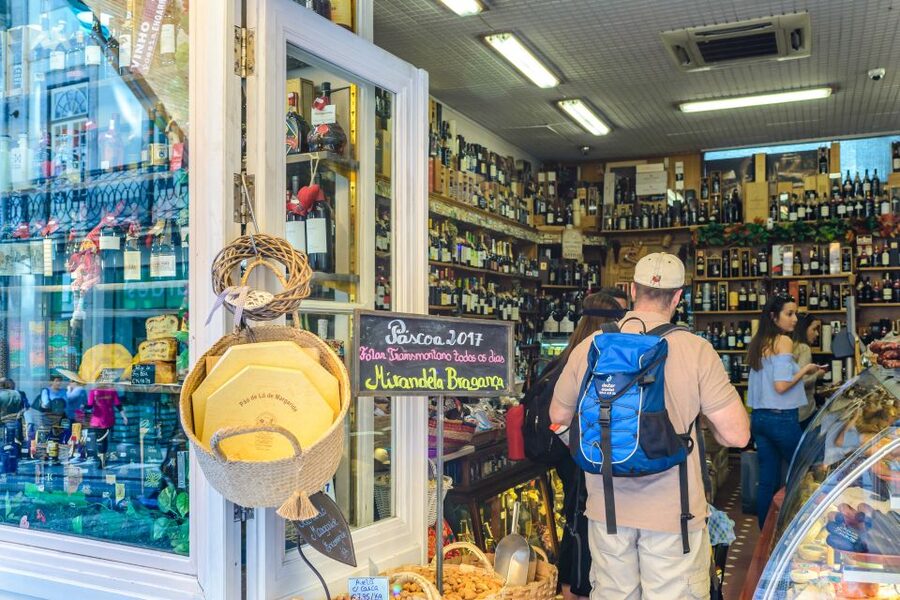 Porto: Delicious Food and Wine Walking Tour - Port Wine and Ginja: The Drinks Portion That People Actually Remember