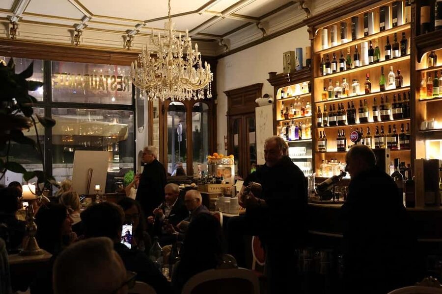 Porto: Dinner with Fado and Traditional Portuguese Music - Should you book RC Restaurant’s Fado dinner in Porto?