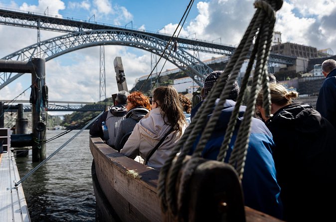 Porto Douro Bridges Cruise - Alfândega do Porto: a waterfront stop that rewards your eyes