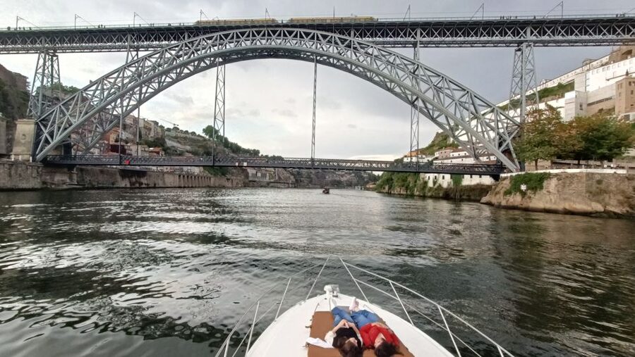 Porto:Douro River 6 Bridges tour amazing yatch, Port wine - Passing Palácio de Cristal Gardens and Porto’s Cathedral Area
