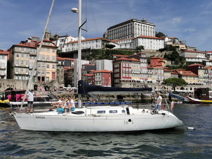 Porto Douro river boat tour or Amazing Sunset - Douro Marina start: what the first stretch shows you