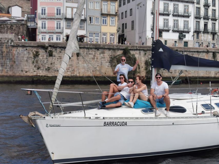 Porto Douro river boat tour or Amazing Sunset - Ponte Luís I and the Porto wine cellars from the deck