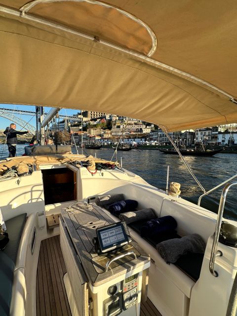 Porto: Douro river Boat tour with wine tasting (small group) - Small Group Size: Why 8 People Changes the Experience