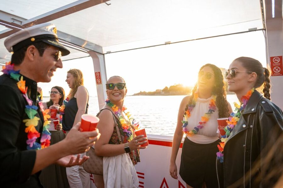 Porto: Douro River Party Boat with Sunset Option & 6 Bridges - Porto Skyline + Gaia Wine Cellars: The Views You Actually Want to Photograph
